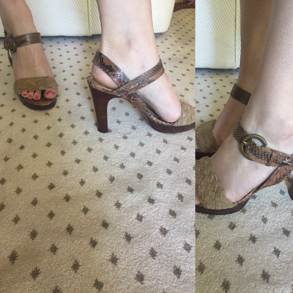 Sandals - Picture 2 of 4